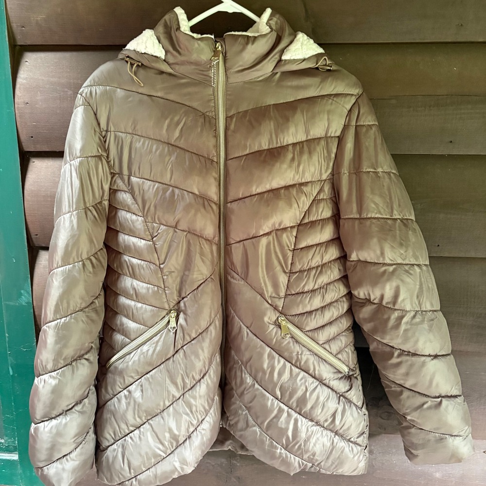 Big Chill Womens XL Puffer Jacket Metallic Taupe Sherpa Lined Hooded LC114604